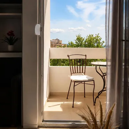 Lavender Znjan -10 Min Walk To Znjan Beach, Apartman *